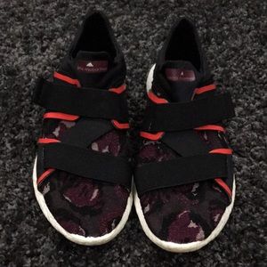 Stella McCartney Adidas woman’s 8.5